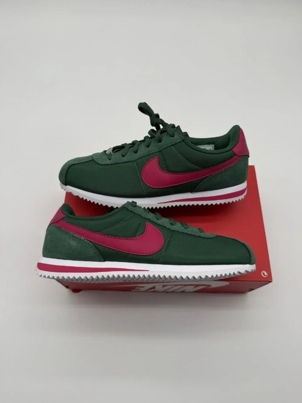 New Nike Cortez TXT GS Shoes Youth 5.5Y Green Pink IH7654 300 Running Sneakers